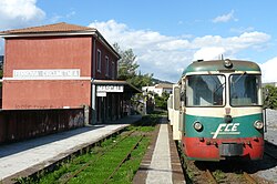 Il treno della Circumetnea a Mascali